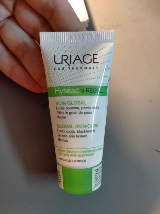 Uriage Hyseac R review photo by Trang168