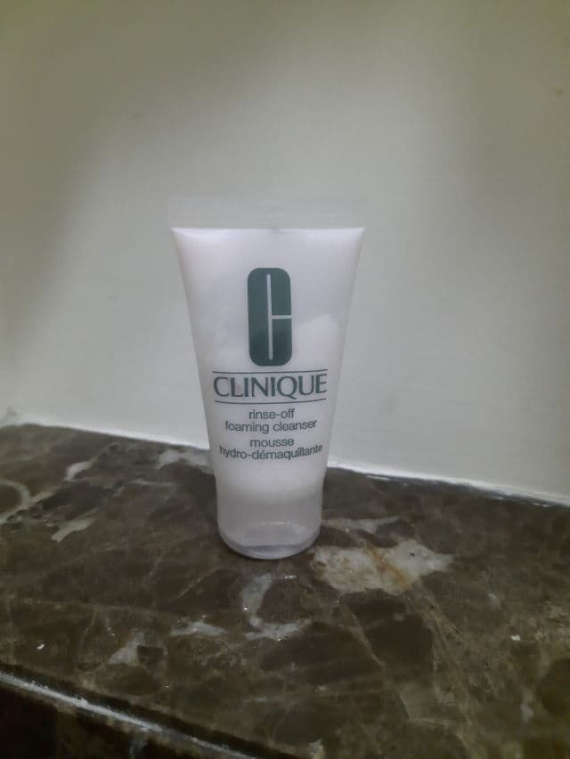 Clinique Rinse-Off Foaming Cleanser review photo by TrishyC