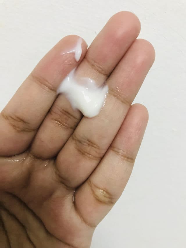 Peter Thomas Roth Hungarian Thermal Water Mineral-Rich Moisturizer review photo by Trulyyourskin