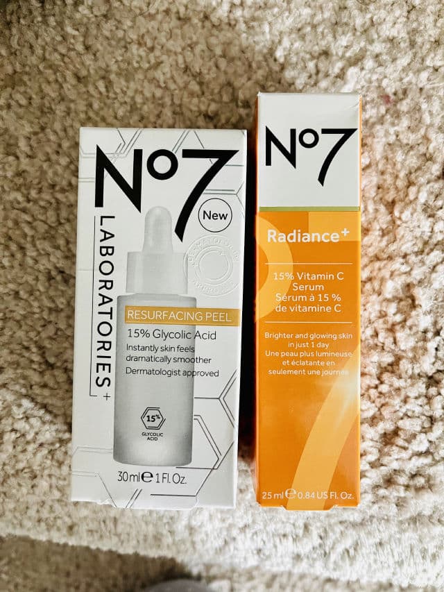 No7 Laboratories Resurfacing Peel 15% Glycolic Acid review photo by treasuredbeautyfinds