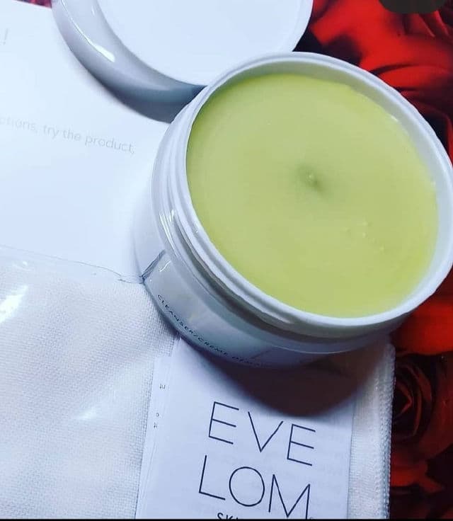 Eve Lom Cleanser review photo by Twapslove