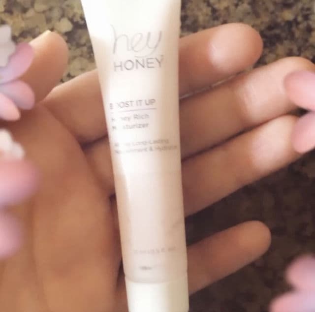 Hey Honey Boost It Up Daily Moisturizing Cream review photo by UmmuHajar
