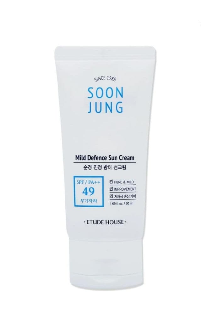 ETUDE SoonJung Mild Defence Sun Cream SPF49 PA++ review photo by Kbeauty.TO