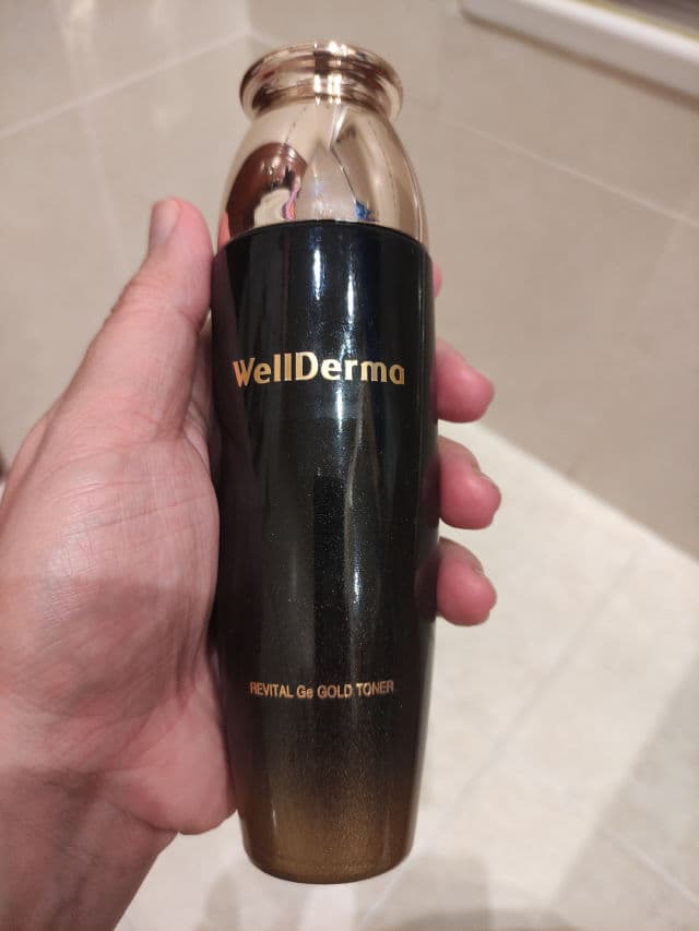 WellDerma  Revital Ge Gold Toner review photo by Vgarcia