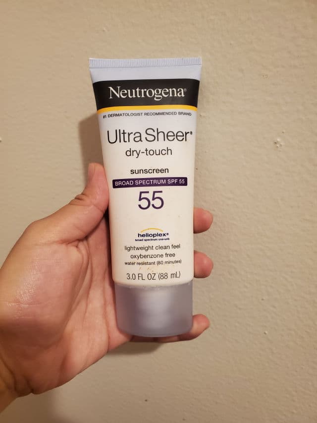 Neutrogena Ultra Sheer Dry-Touch Sunscreen Broad Spectrum SPF 55 Helioplex review photo by Valeriia2