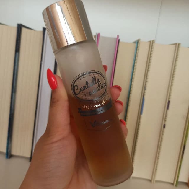 ELIZAVECCA Centella Asiatica 100% review photo by Vasvas