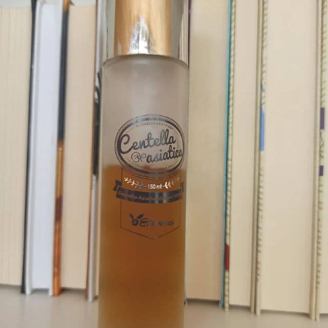 ELIZAVECCA Centella Asiatica 100% review photo by Vasvas