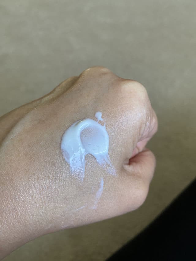 Lubriderm Daily Moisture Lotion SPF 15 review photo by Veracity