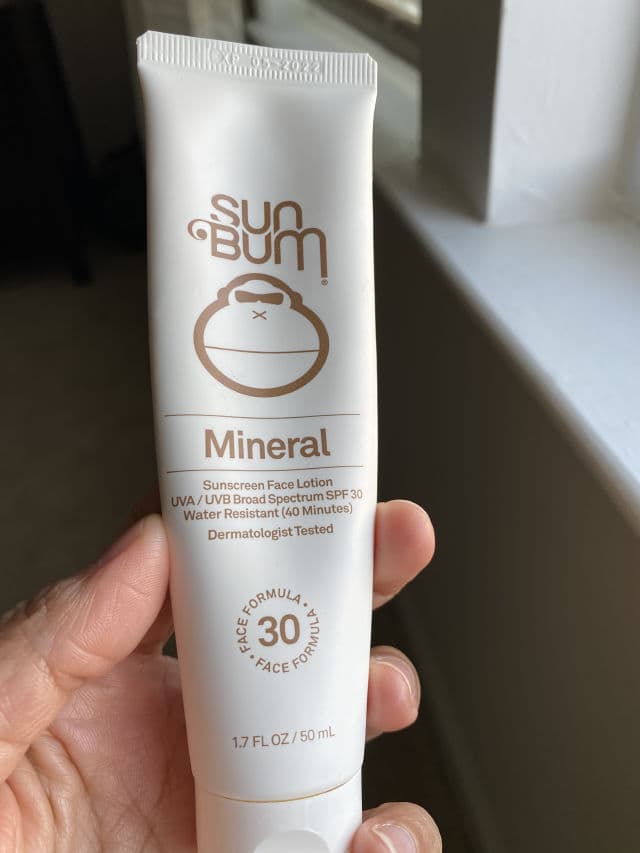 Sun Bum Mineral SPF 30 Sunscreen Face Lotion review photo by Veracity