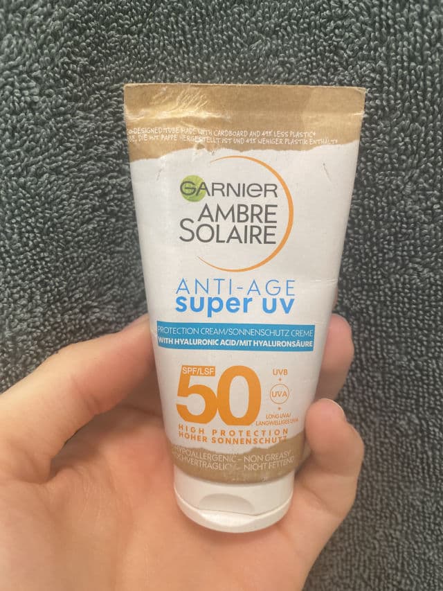 Garnier Ambre Solaire Anti-age Super UV Face Protection Cream SPF50 review photo by VictoriaEnglund