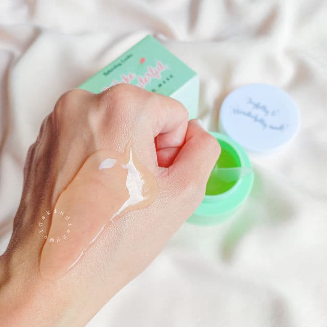 Saturday Looks Wake Wonderful Sleeping Mask review photo by vinskindiary