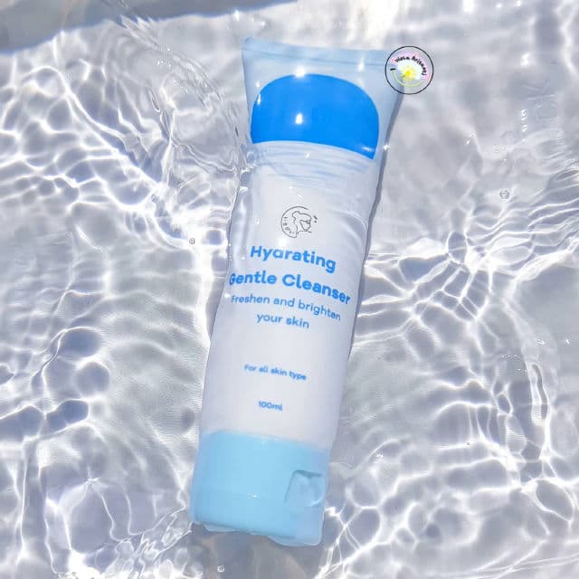 Ikigai Hydrating Gentle Cleanser review photo by Violaa