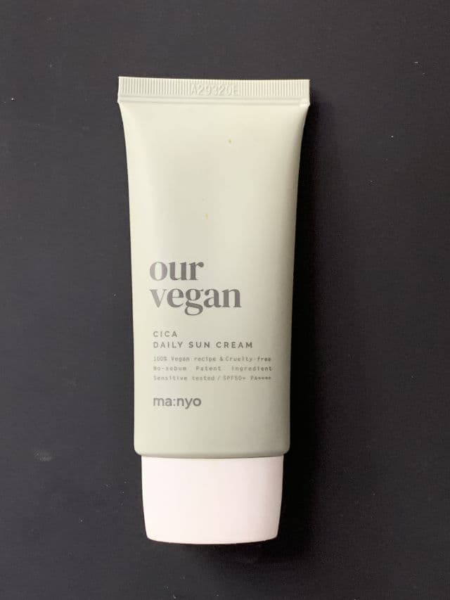 manyo Our Vegan Sun Cream Cica review photo by Viviannn