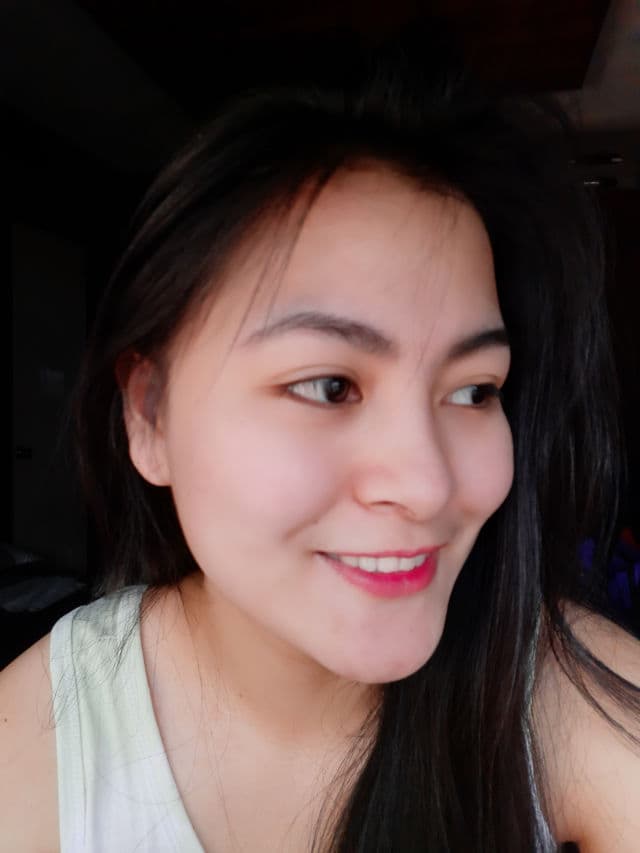 Olay Natural White Light w​/​ UV Protection Whitening Cream review photo by Wheng