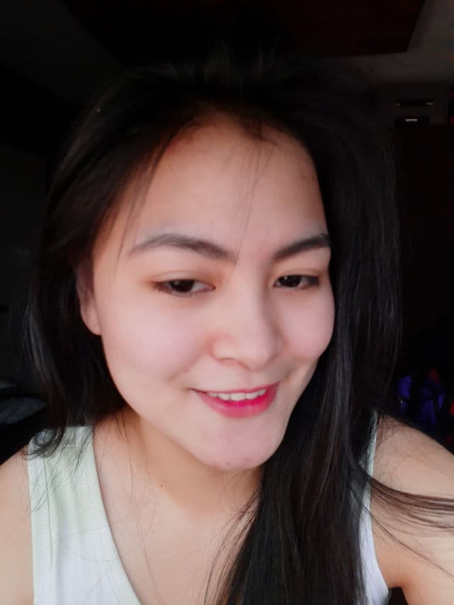 Olay Natural White Light w​/​ UV Protection Whitening Cream review photo by Wheng