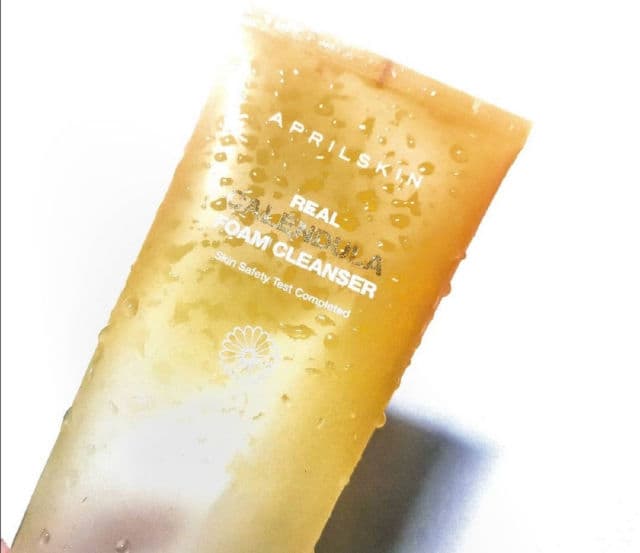 APRIL SKIN Real Calendula Foam Cleanser review photo by Whitepaperboat