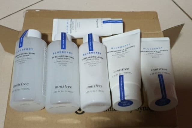 INNISFREE Blueberry Rebalancing Skin review photo by FS357