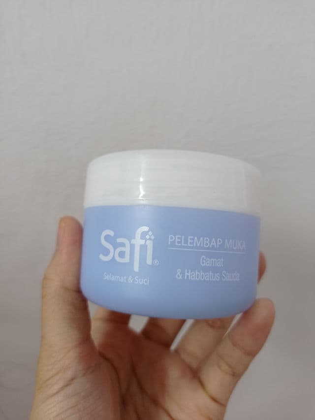 Safi Pelembap Muka Sari Gamat & Habbatus Sauda review photo by Yibunawal