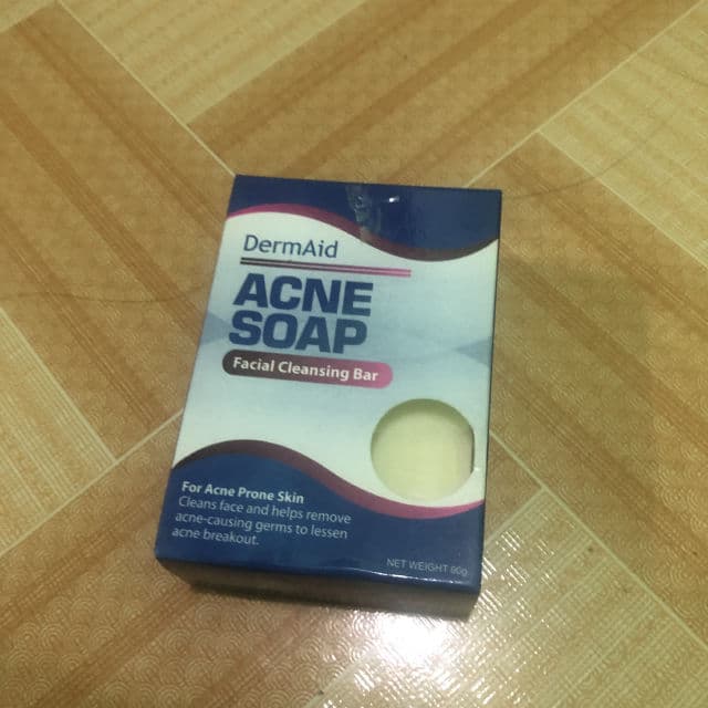 DermAid Acne Soap Facial Cleansing Bar  review photo by Yssaaa
