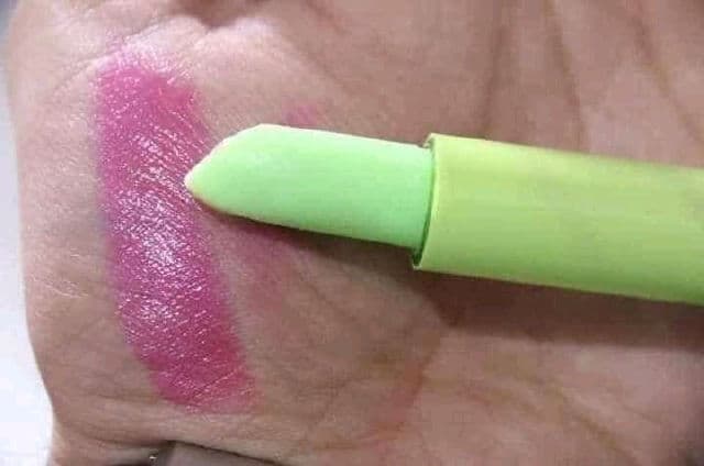 Kiss Beauty Aloe Vera 99% Lipstick review photo by Zahraazlinda