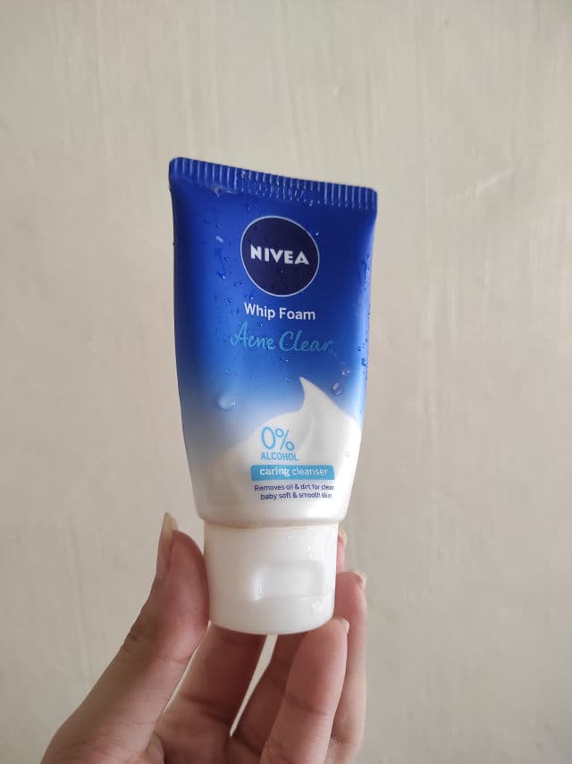Nivea Whip Foam Acne Clear 0% Alcohol review photo by Zenister