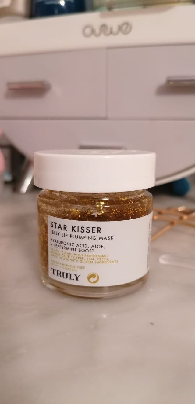 Truly Star Kisser Lip Plumping Mask review photo by ZoeLu