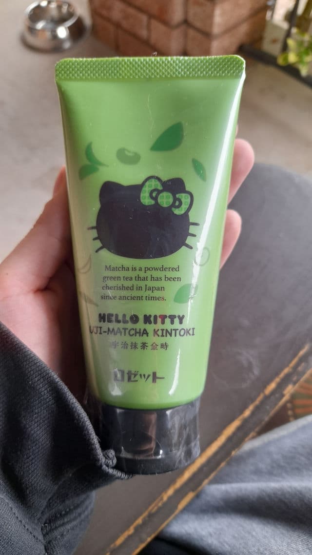 Rosette Hello Kitty Uji-Matcha Kintoki Facial Wash review photo by ZoeOnGP