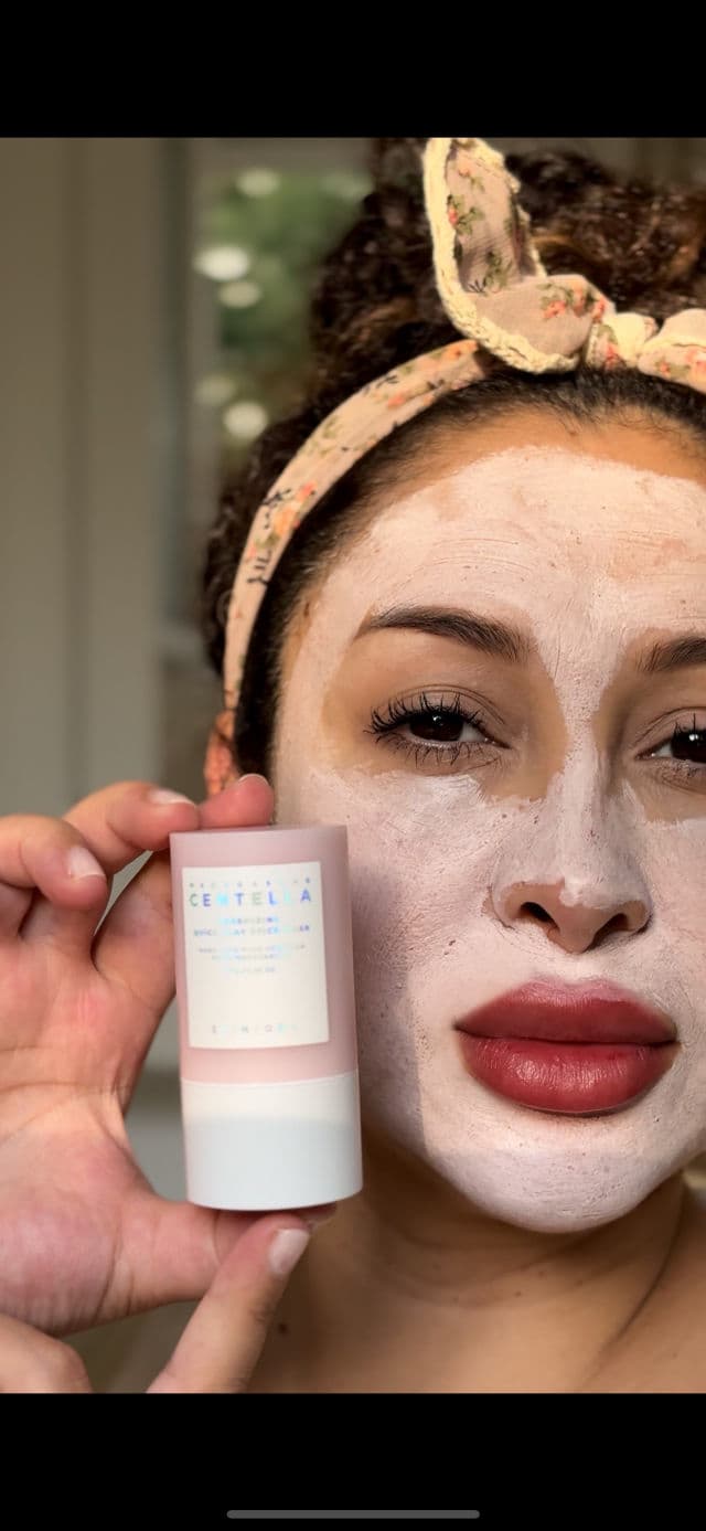 SKIN1004 Madagascar Centella Poremizing Quick Clay Stick Mask review photo by GloweeBeautyClub