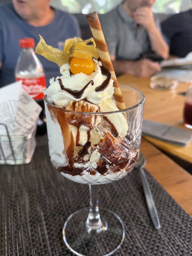 Patrick Ta Major Dimensions II Rose Eyeshadow Palette review photo by SindyZurkic