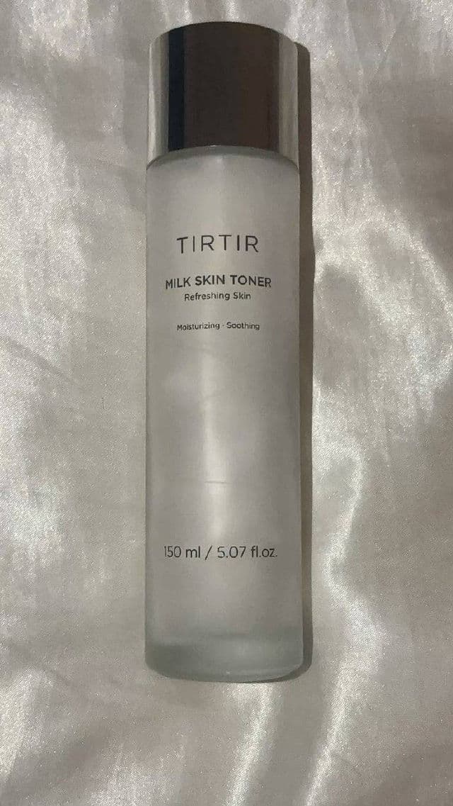 TIRTIR Milk Skin Toner Light review photo by sunnsunnyy