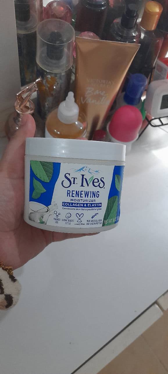 St. Ives Renewing Collagen & Elastin Moisturizer review photo by RODYAGHA