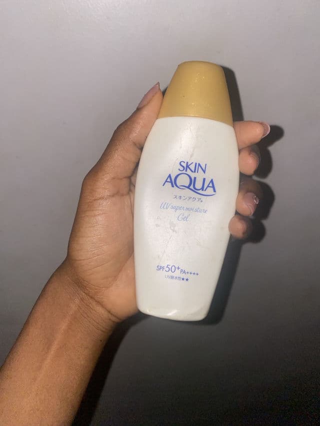 Sunplay Skin Aqua Waterly Gel SPF50 review photo by kokothediva