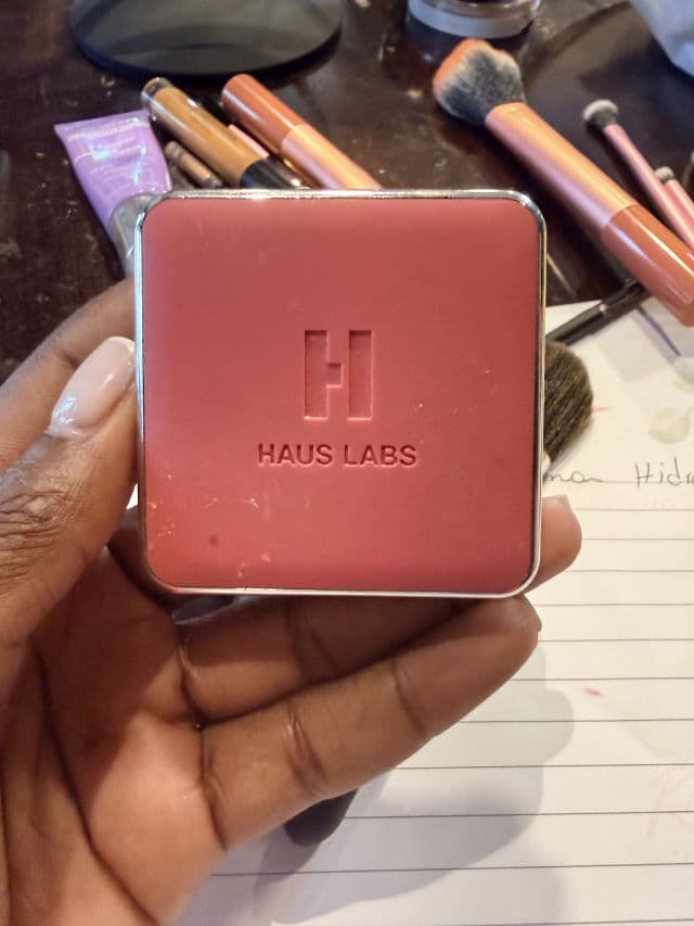 Haus Labs by Lady Gaga Power Sculpt Velvet Bronzer review photo by dominga33