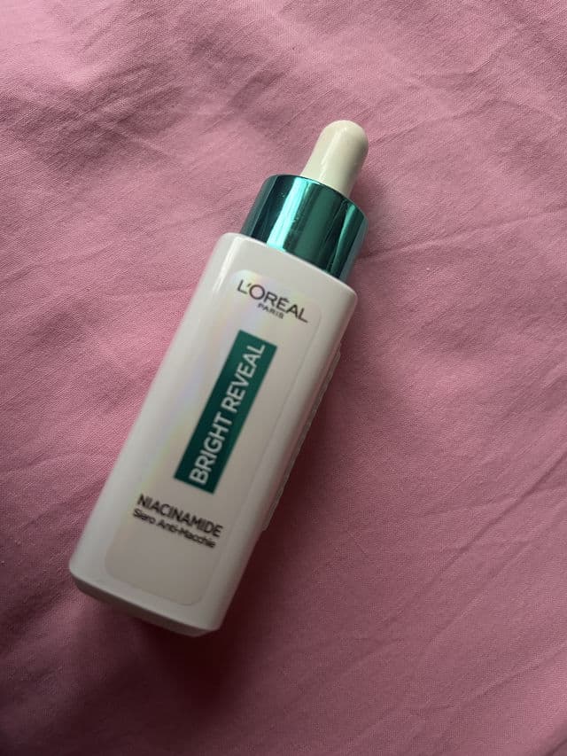 L'Oreal Paris Bright Reveal 12% Niacinamide + Amino Sulfonic + Ferulic Dark Serum review photo by Rocii