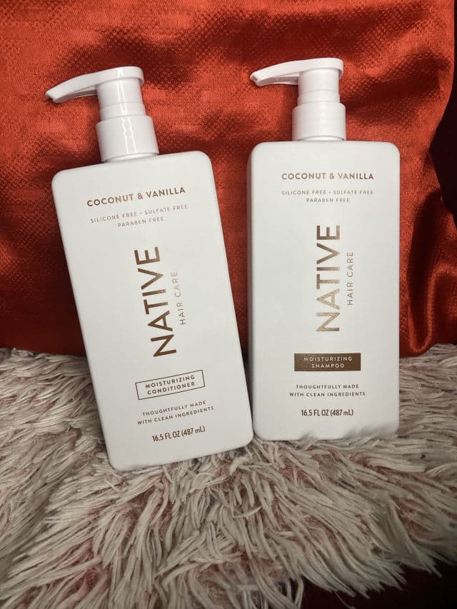NATIVE Coconut & Vanilla Moisturizing Facial Cleanser	 review photo by wayner12