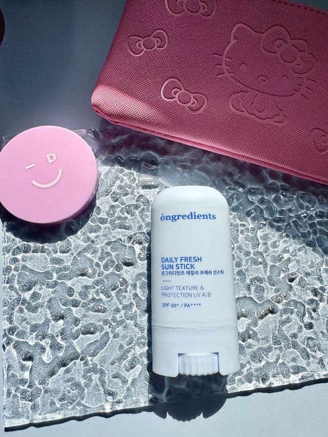 Ongredients Daily Fresh Sun Stick SPF 50+ PA++++ review photo by freshmochiskin