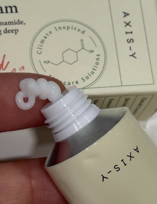 AXIS-Y TXA 2.5% Intensive Brightening Cream review photo by jensc