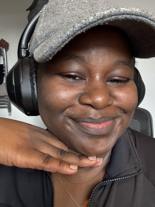 Mamonde Flora Glow Rose Liquid Mask review photo by BukolaBanks