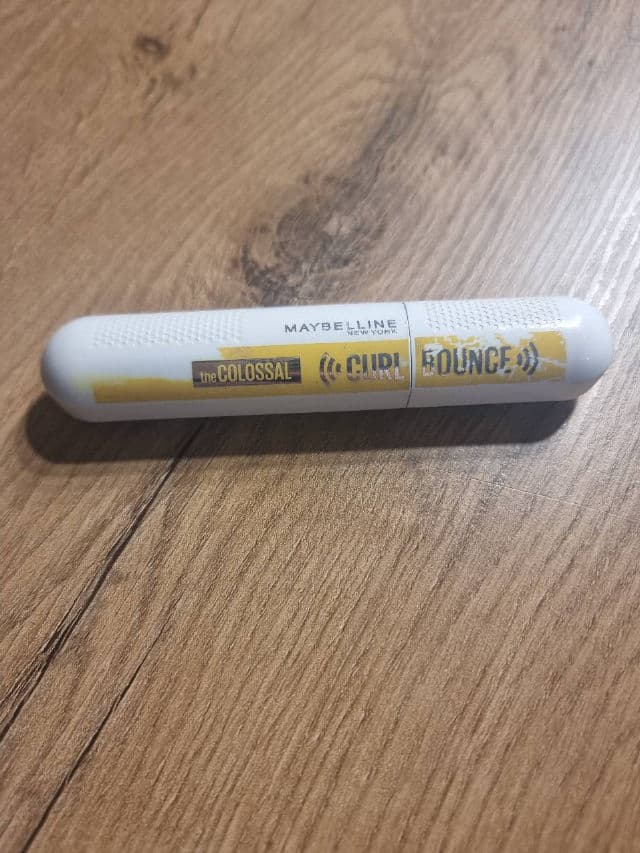 Maybelline The Colossal Curl Bounce Waterproof Mascara review photo by Sofijaworld