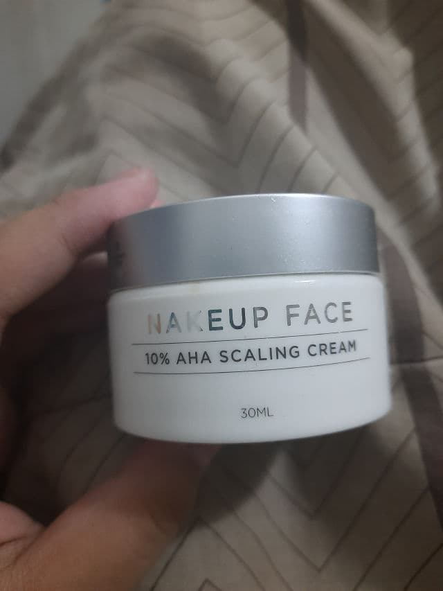 Nakeup Face 10% Glycolic Acid AHA Scaling Cream review photo by alifa0509