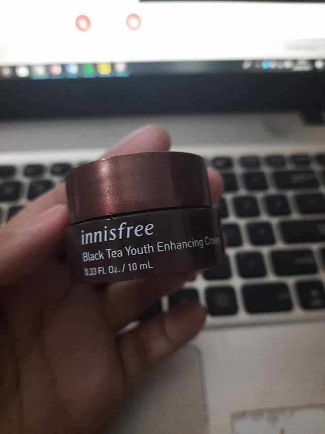 INNISFREE Black Tea Youth Enhancing Cream review photo by alifa0509