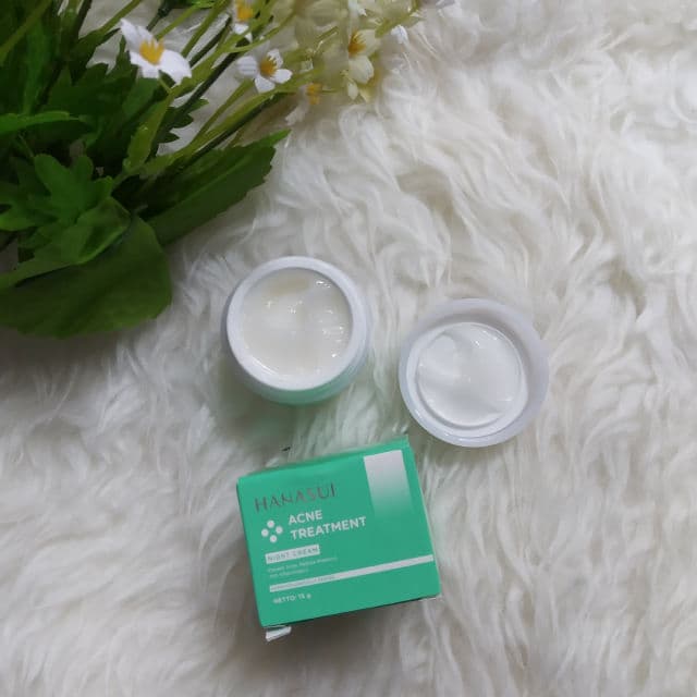 Hanasui Cosmetics Acne Treatment Night Cream review photo by aliyatussadiyah