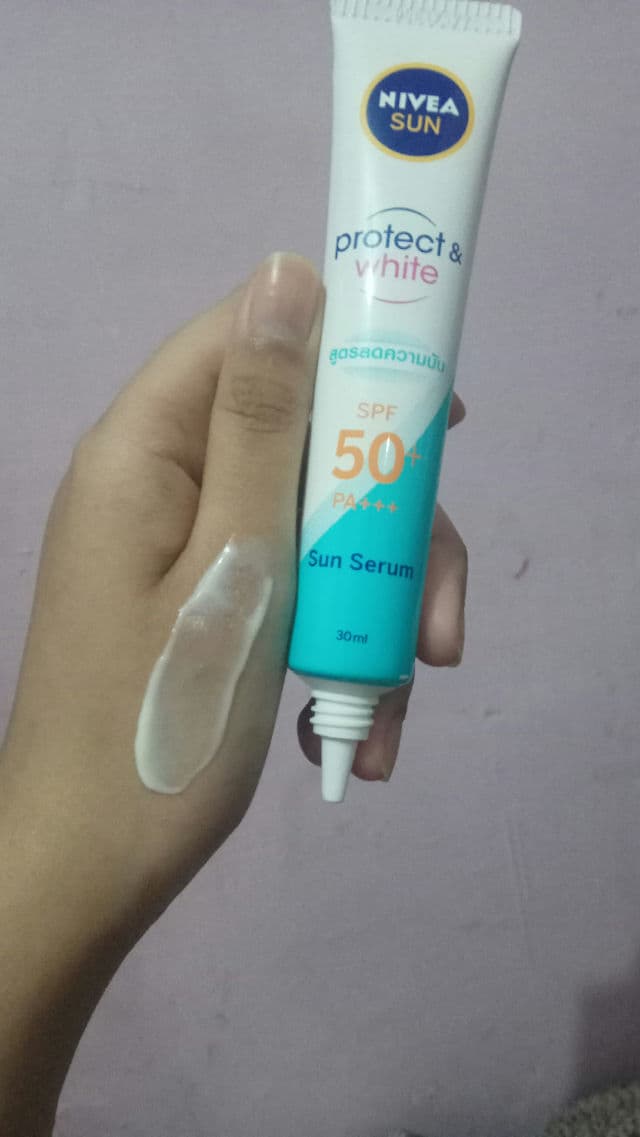 Nivea Sun Protect&White Instant Aura Serum SPF 50+PA+++ review photo by theprettyyouu