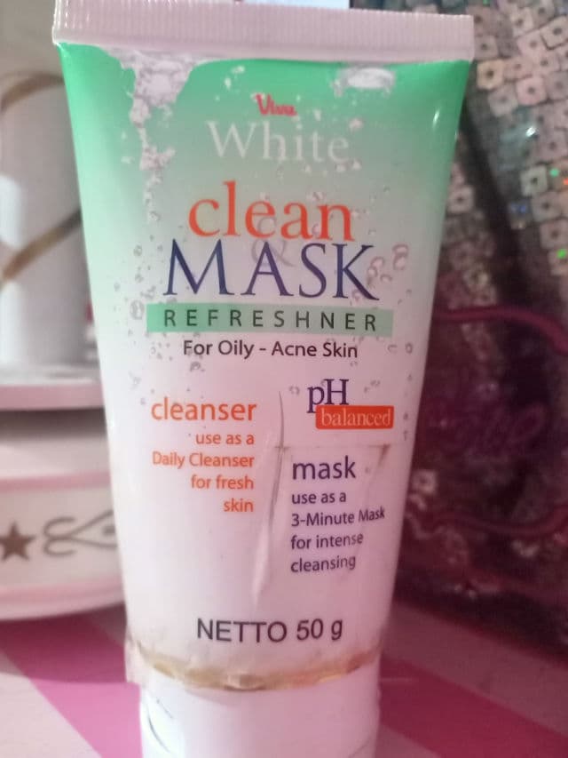 Viva Cosmetics White Clean & Mask Refreshener review photo by alyakk