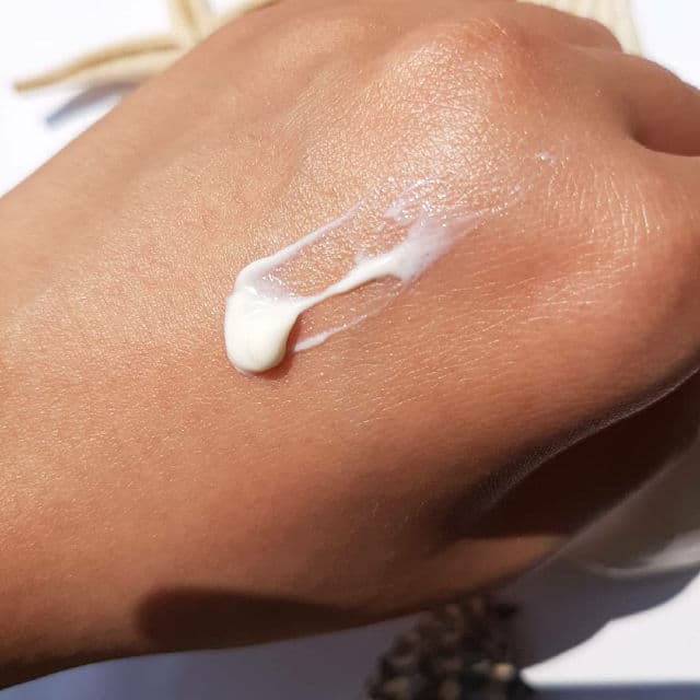 Meta Foret 12PM Calming SunScreen SPF50+ /PA+++ review photo by alyanfza