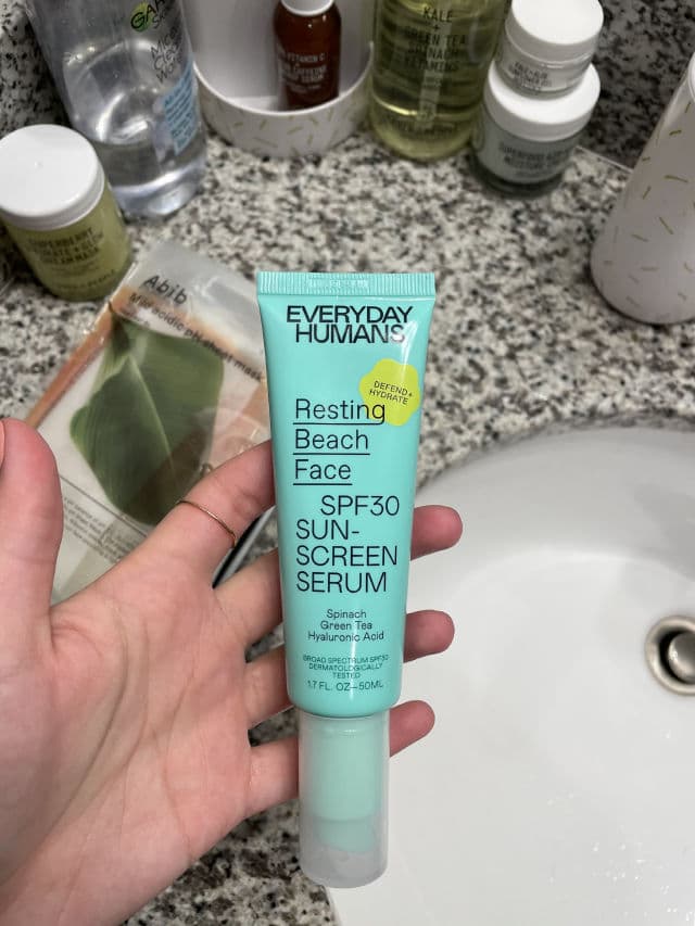 Everyday Humans Resting Beach Face SPF30 Sunscreen Serum review photo by alycia