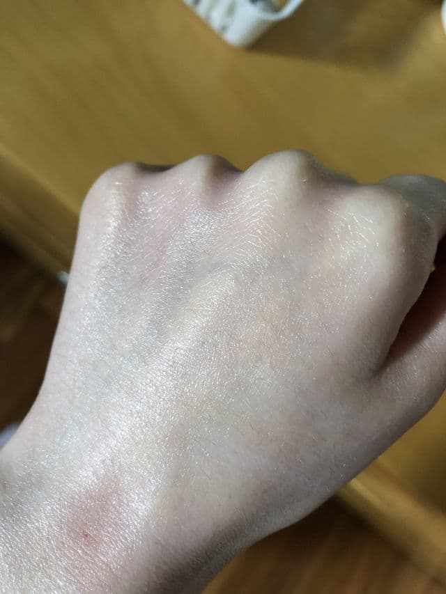 Kumano Cosmetics Reihaku Hatomugi UV Milky Gel SPF 31 PA+++ review photo by amg3268