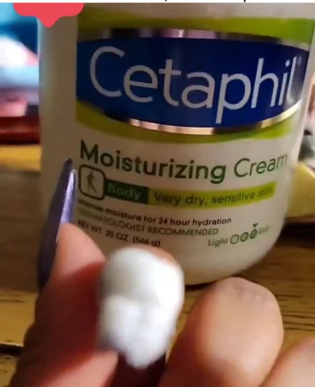 Cetaphil Feuchtigkeitscreme review photo by amhyreviews