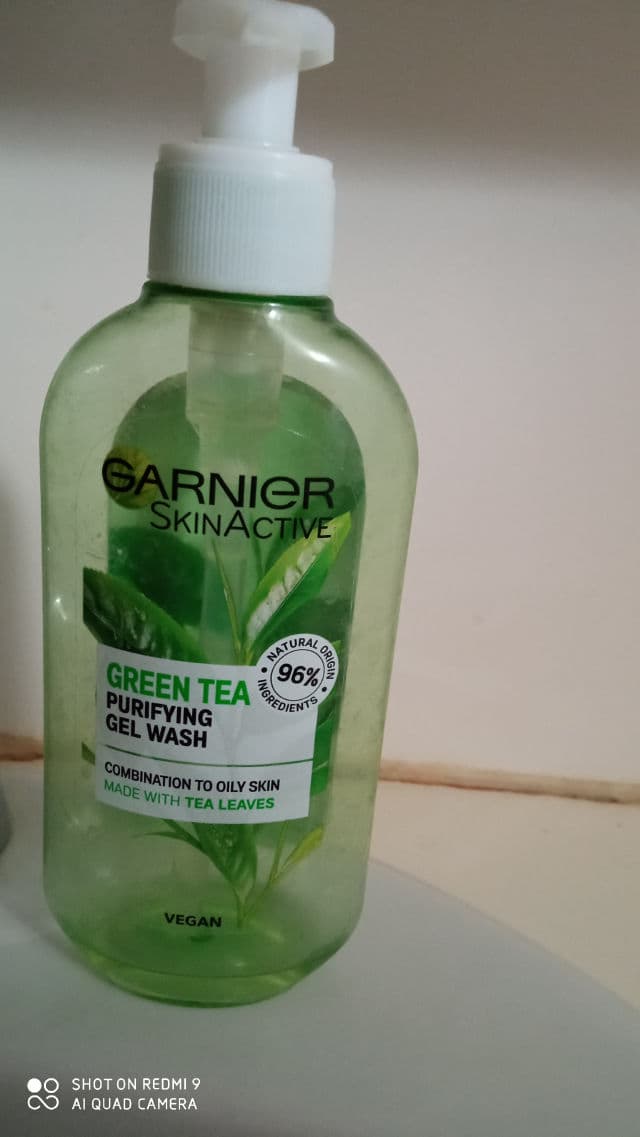 Garnier SkinActive Deep Pore Face Wash with Green Tea review photo by andrea06