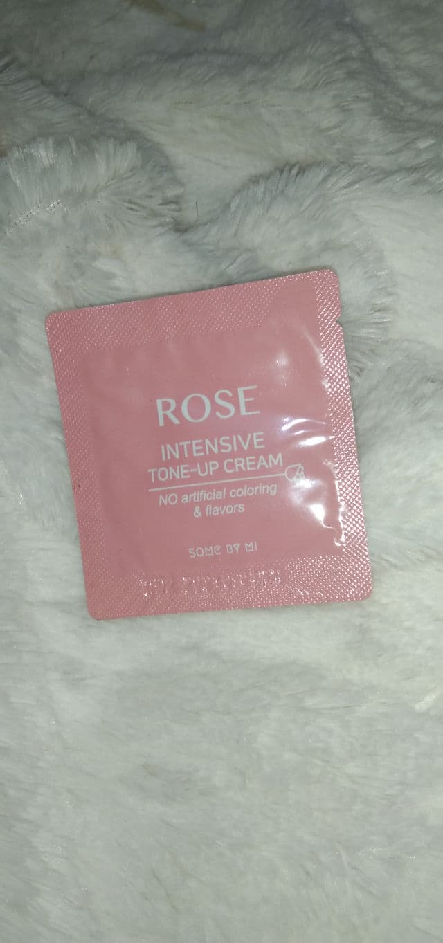 Some By Mi Rose Intensive Tone-Up Cream review photo by angelzayeee